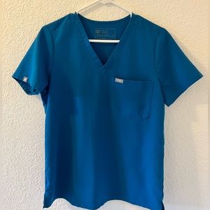 Figs brand. Catarina one pocket scrub top. Sz small. Excellent condition.